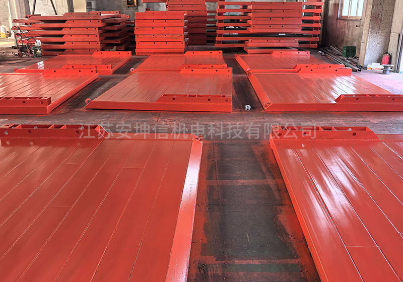 基坑及沟槽支护挡土板